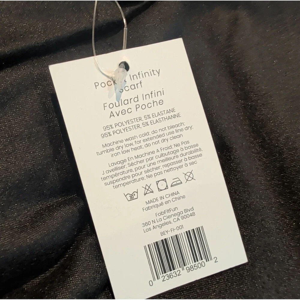 Beyond Yoga Pocket Infinity Scarf Black Hidden Zipper Outdoor Athleisure
